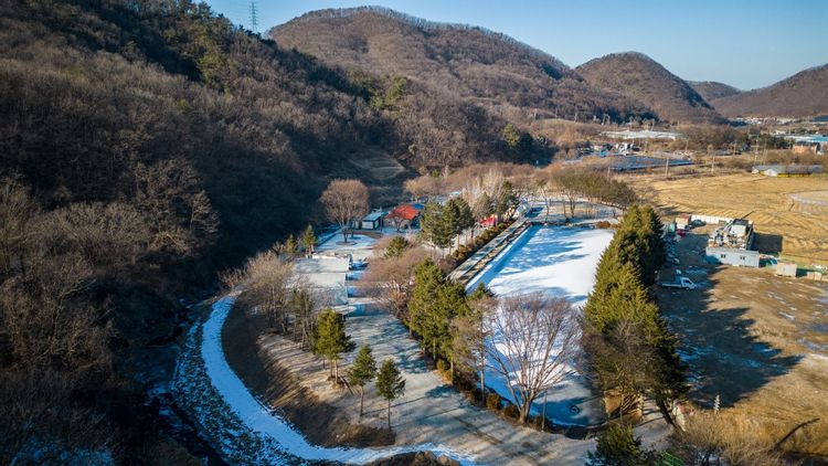 연몽캠핑장 — 경기 연천의 글램핑 · 오토캠핑 · 펜션 전경